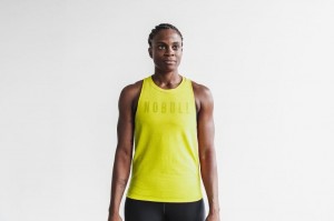 Nobull High-Neck Neon Yellow | 54612YWAC