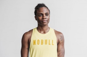 Nobull High-Neck Seasonal Colors Yellow | 01359RCXD