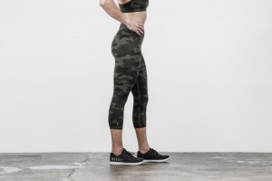 Nobull High-Rise Crop Camo Camouflage | 39176OJZD