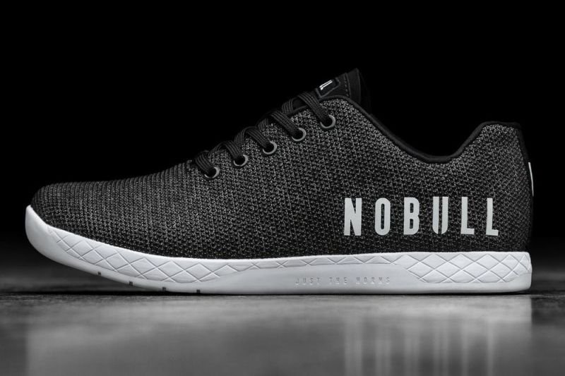 Nobull Black | 17046RDQS