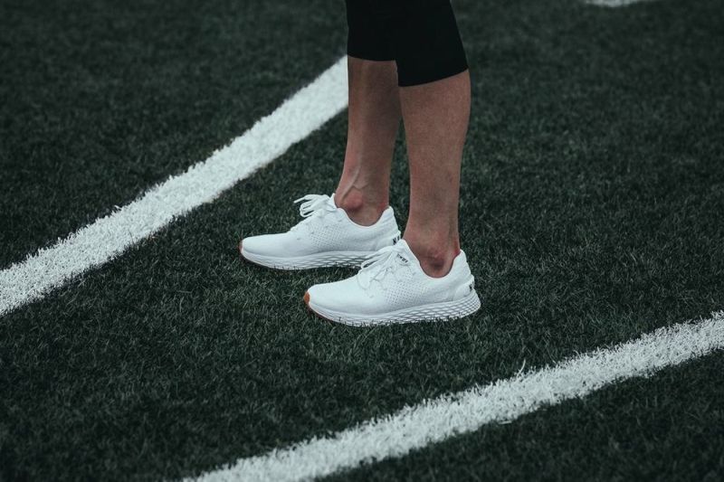 Nobull White | 74521LOYN